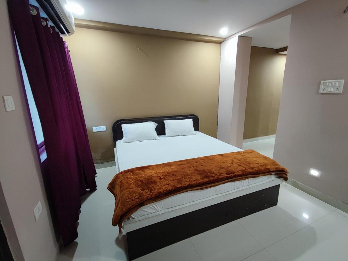 Hotel Kanha Shyam Madhubani المظهر الخارجي الصورة