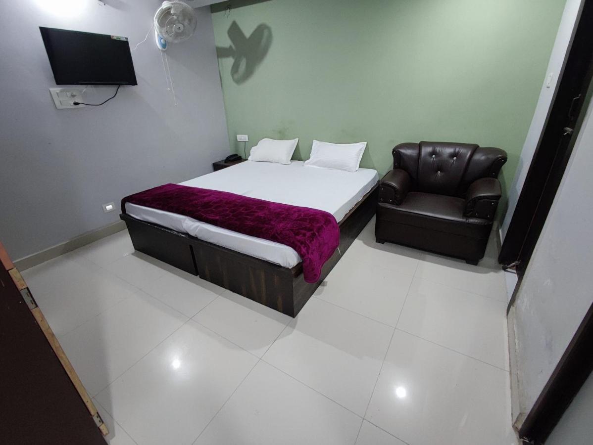 Hotel Kanha Shyam Madhubani المظهر الخارجي الصورة