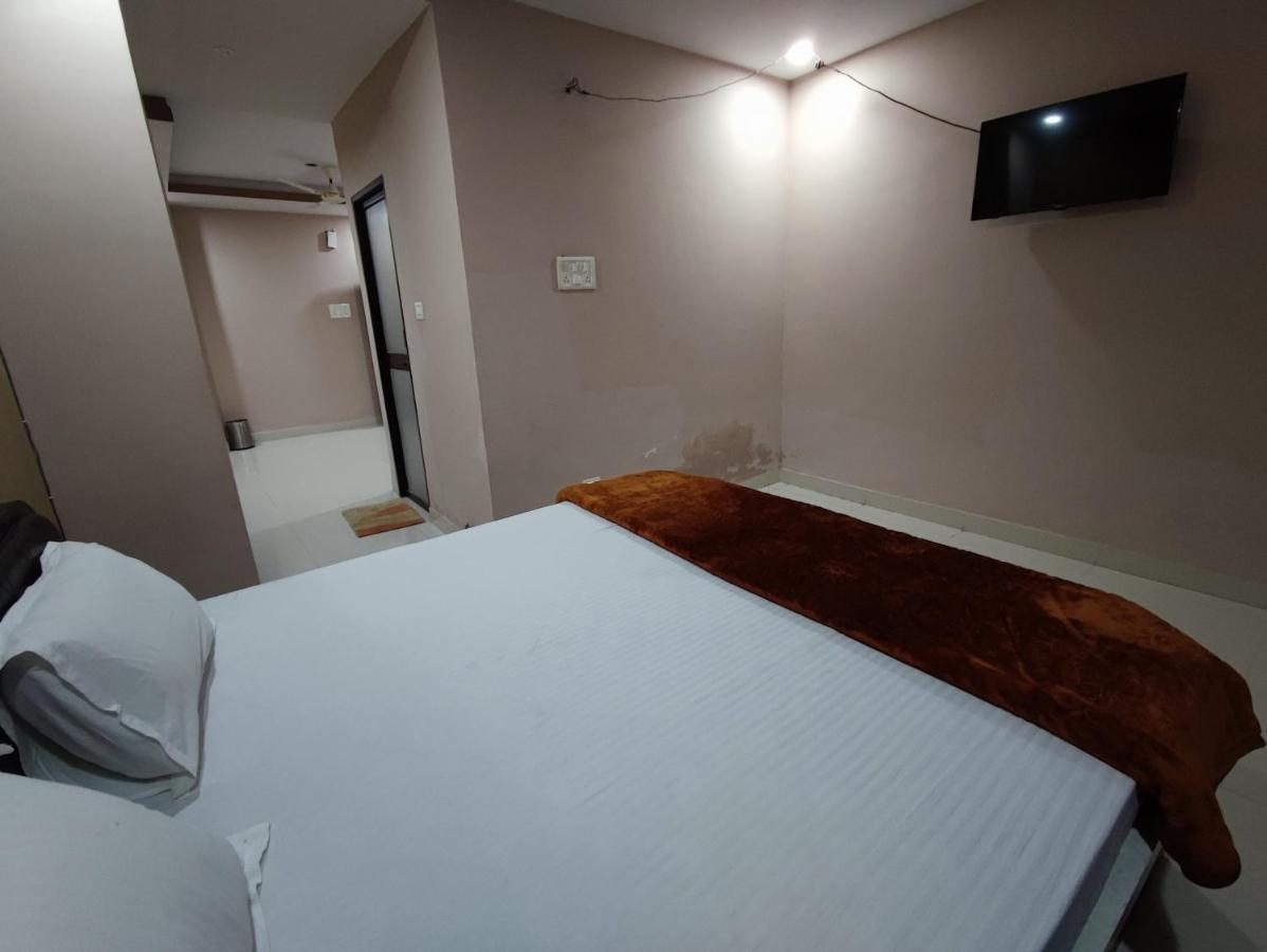 Hotel Kanha Shyam Madhubani المظهر الخارجي الصورة